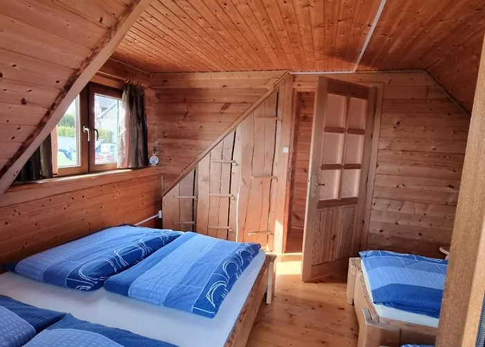 Feriehus Apartamentowe Drewniane Colorado Karwia